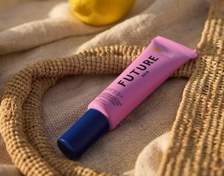 Facial sunscreen image