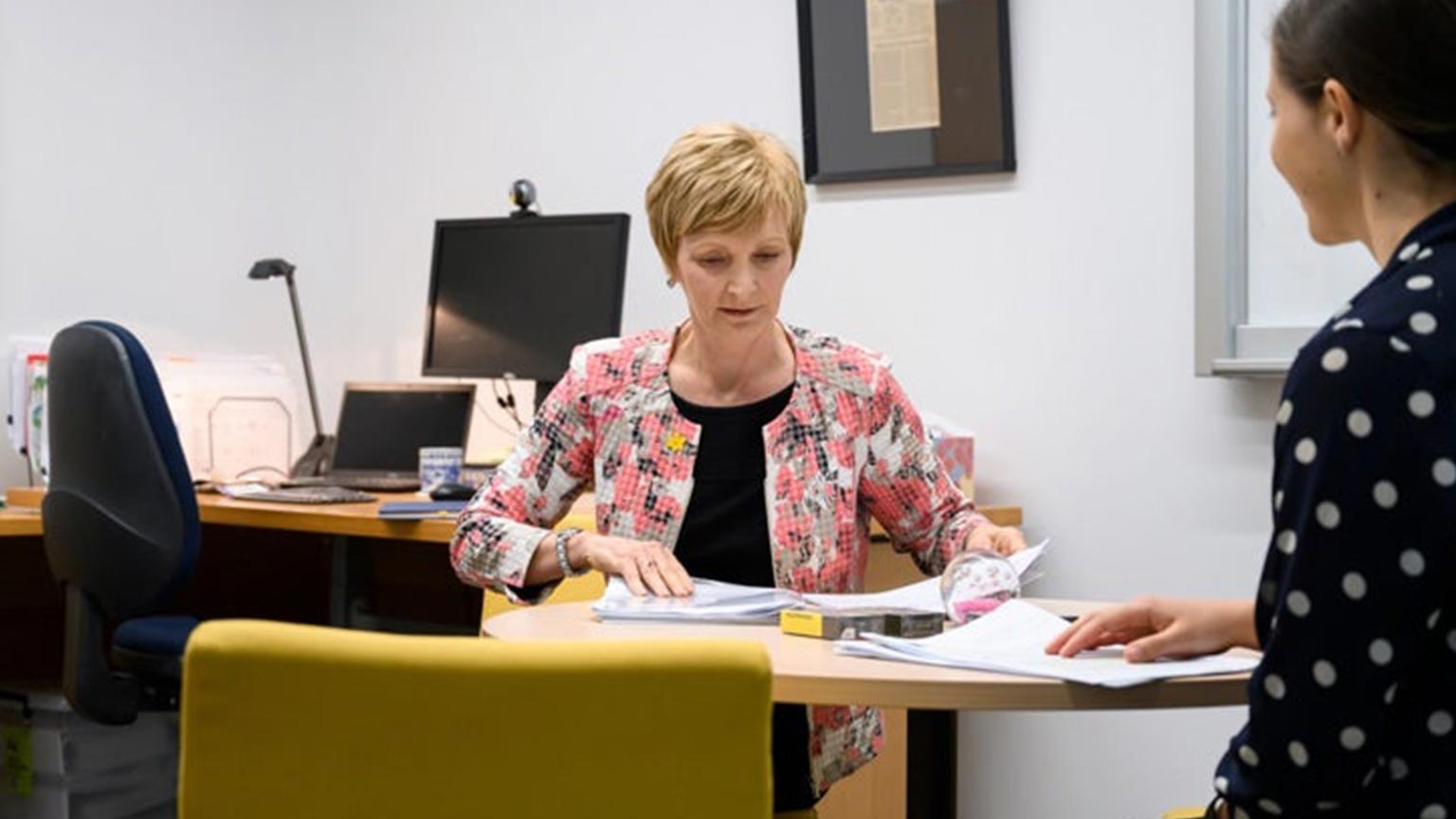 Plain packaging policy makers