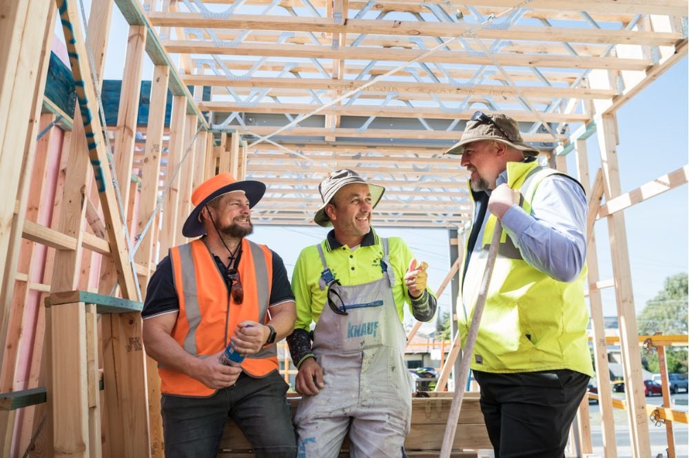 How to be SunSmart when working outdoors